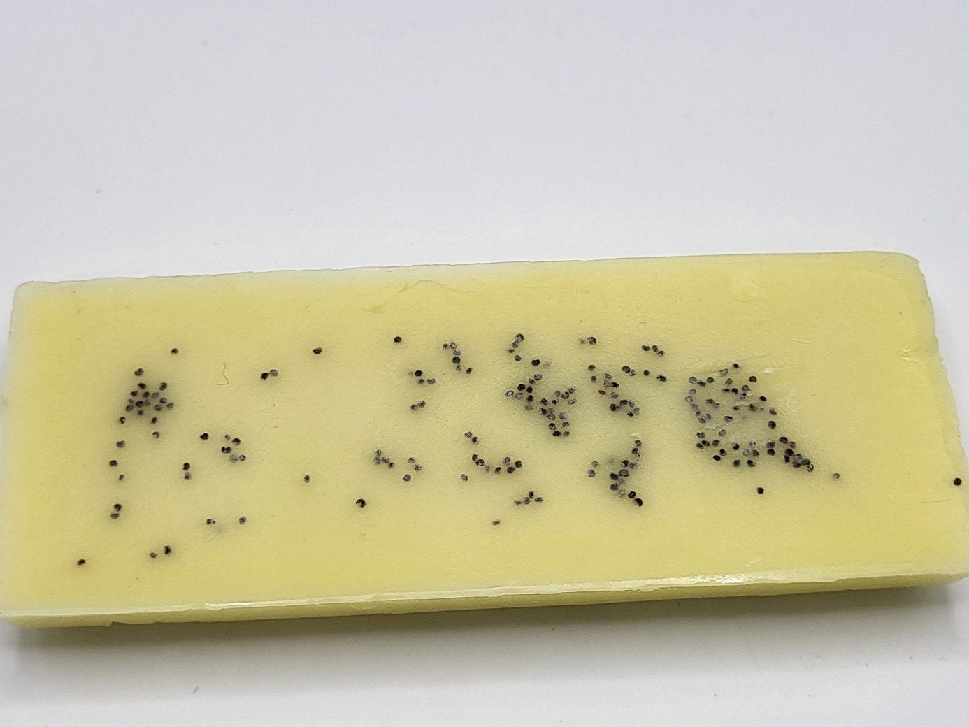 Lemon Poppyseed Wax Melt Bar 100 % beeswax