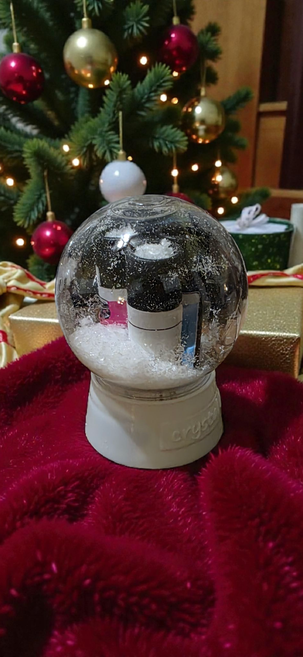 Merry Kissmas Snow Globe Lip Balm Set